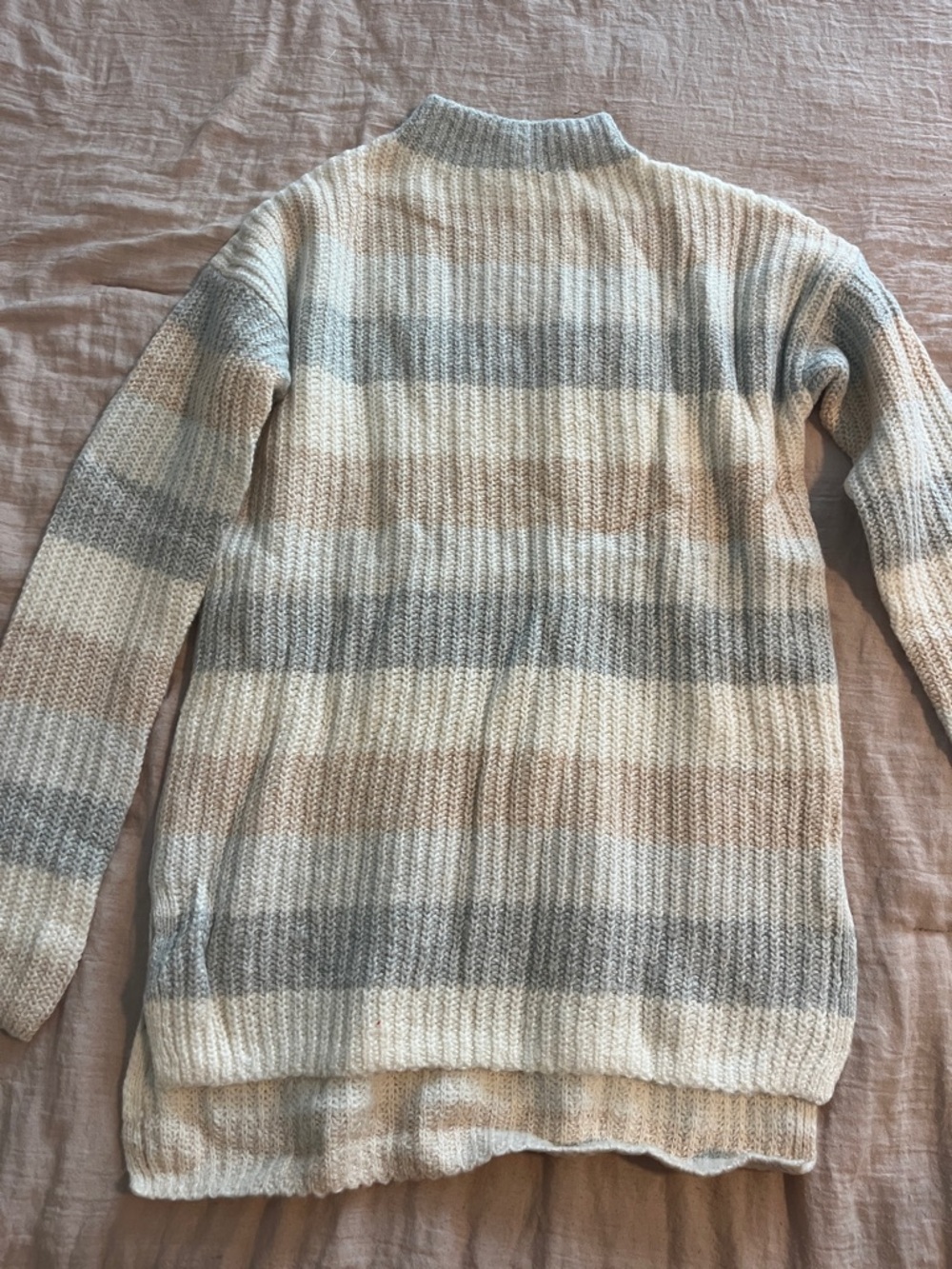 GAP Striped Turtleneck Sweater in Cream, Beige & Gray
